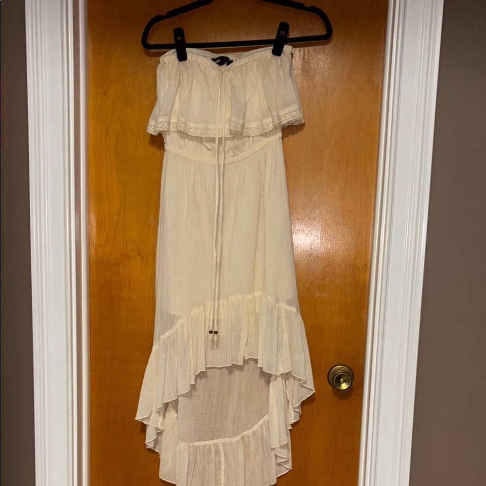Jessica Simpson Cream Strapless Gauze Dress